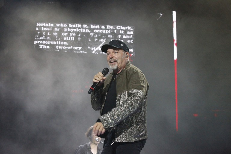 Vasco Rossi sold-out a Bari: 100.000 per un concerto "Senza Parole"